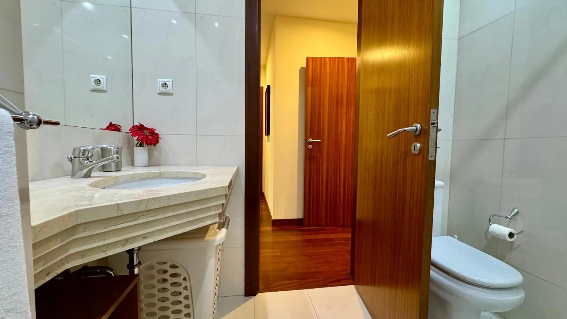 Madeira Emotions Apartments Funchal   Funchal (Madeira)